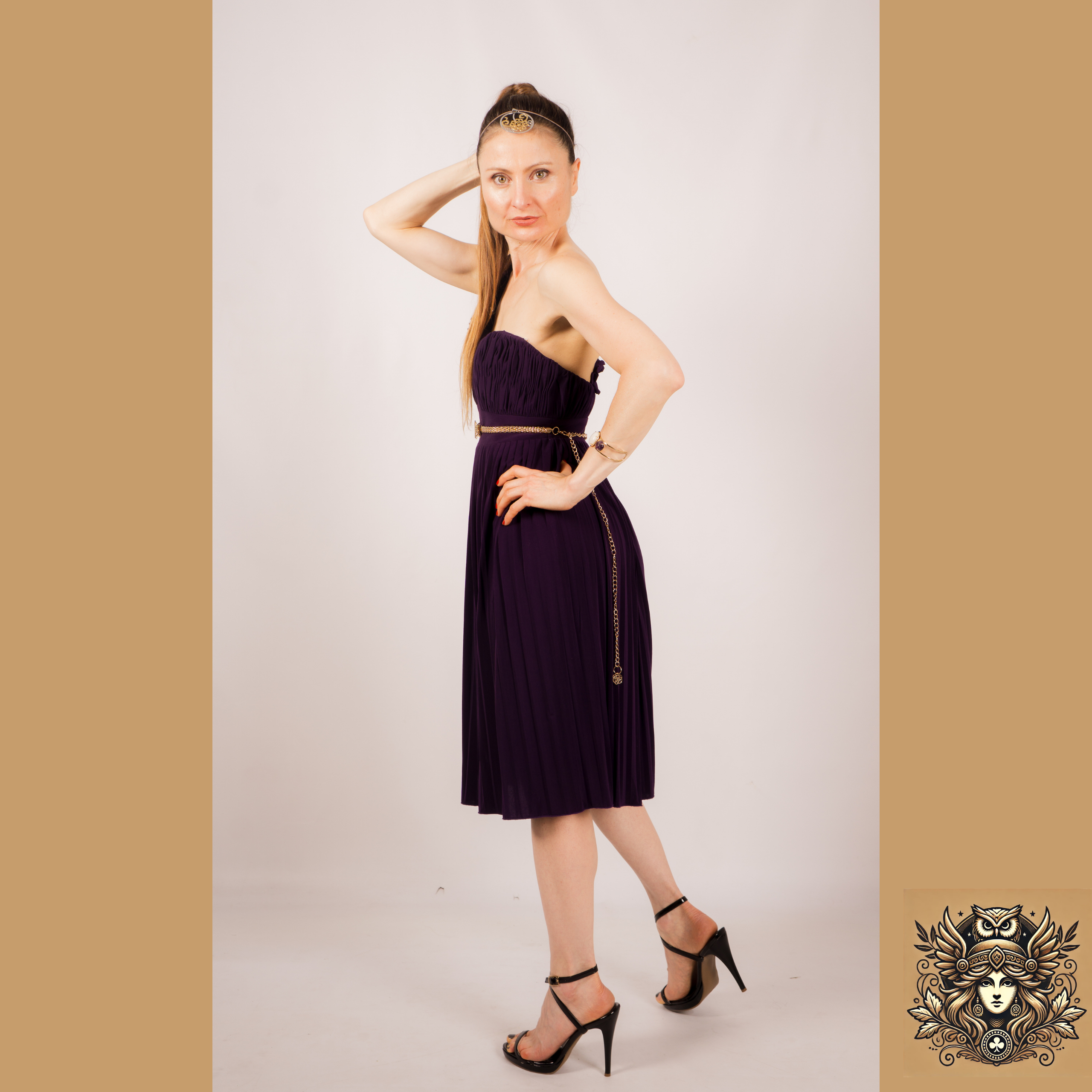 Vestido de Gala Morado con Boleros – Movimiento y Distinción (Solo Alquiler en Bogotá)